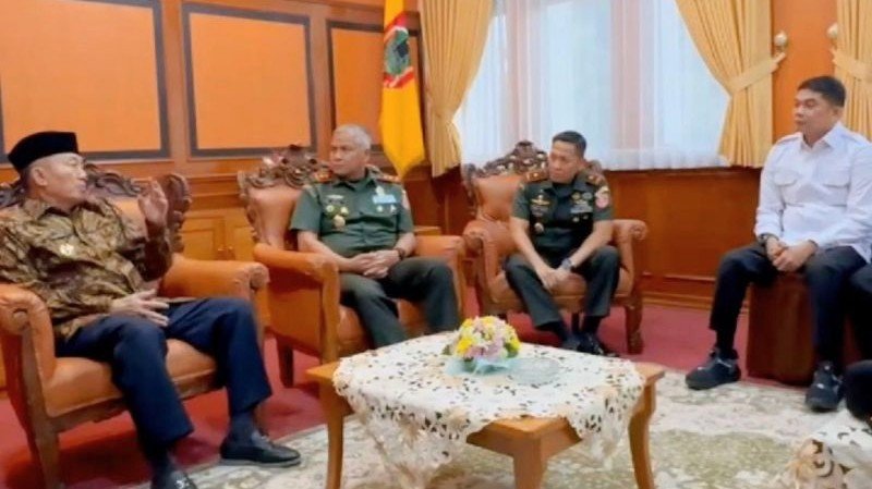 Pertemuan Pangdam VI Mulawarman dan Muhidin, Bang Arul: Momentum Pererat Kebersamaan