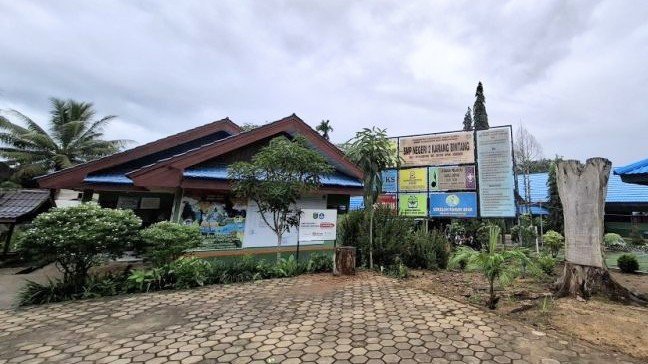 SMPN 2 Karang Bintang Menuju Sekolah Adiwiyata Tingkat Kabupaten