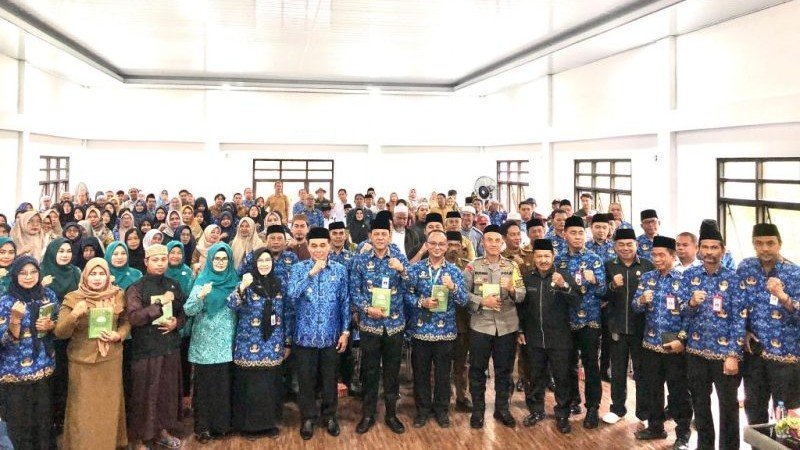 Safari Perkuat SDSM, Bupati dr Zairullah Resmikan Aula Kecamatan Batulicin